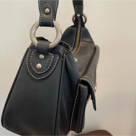 Marc Jacobs Shoulder Bag - Picture 2 of 5